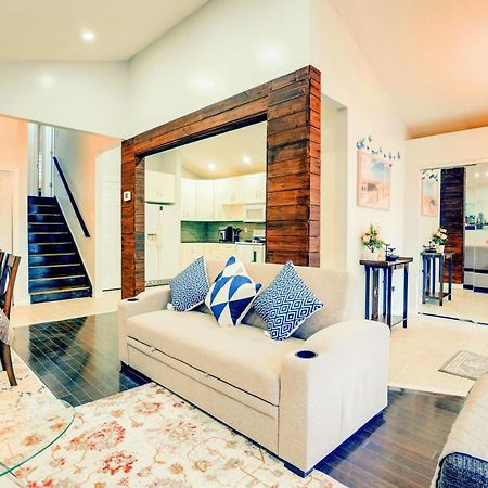 Furnished Family Home Near Toronto - Great Location Game Room - Backyard - Parking & Self Checkin Pickering Exteriör bild
