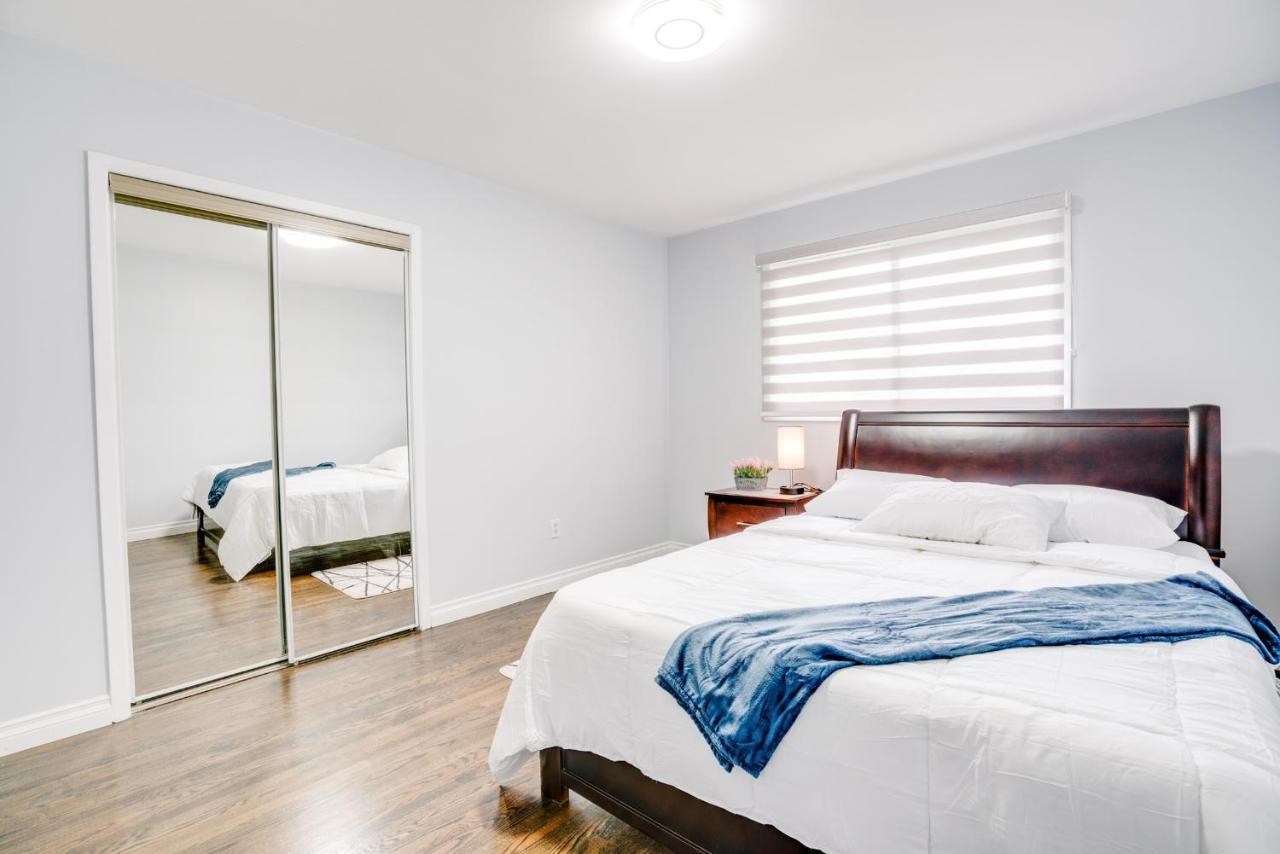 Furnished Family Home Near Toronto - Great Location Game Room - Backyard - Parking & Self Checkin Pickering Exteriör bild